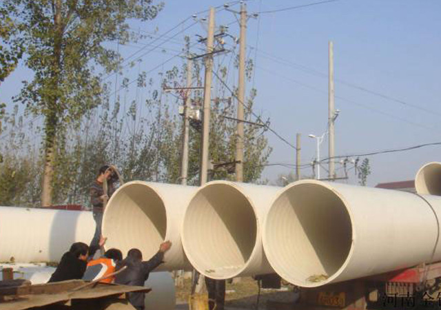 雙扣聚氯乙烯增強管是一種節約能源，無污染的新型高科技建筑材料